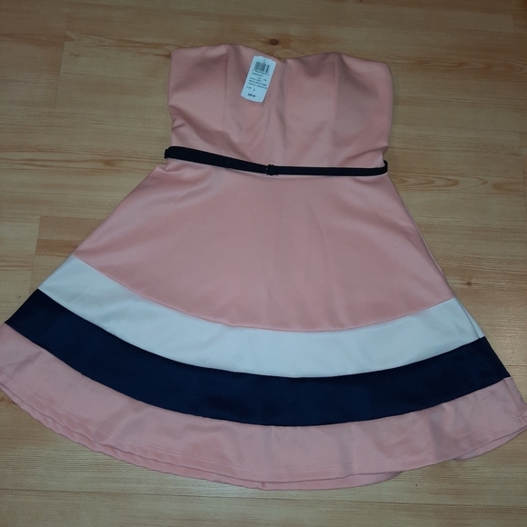 Windsor Summer Strapless NWT - Picture 3 of 4